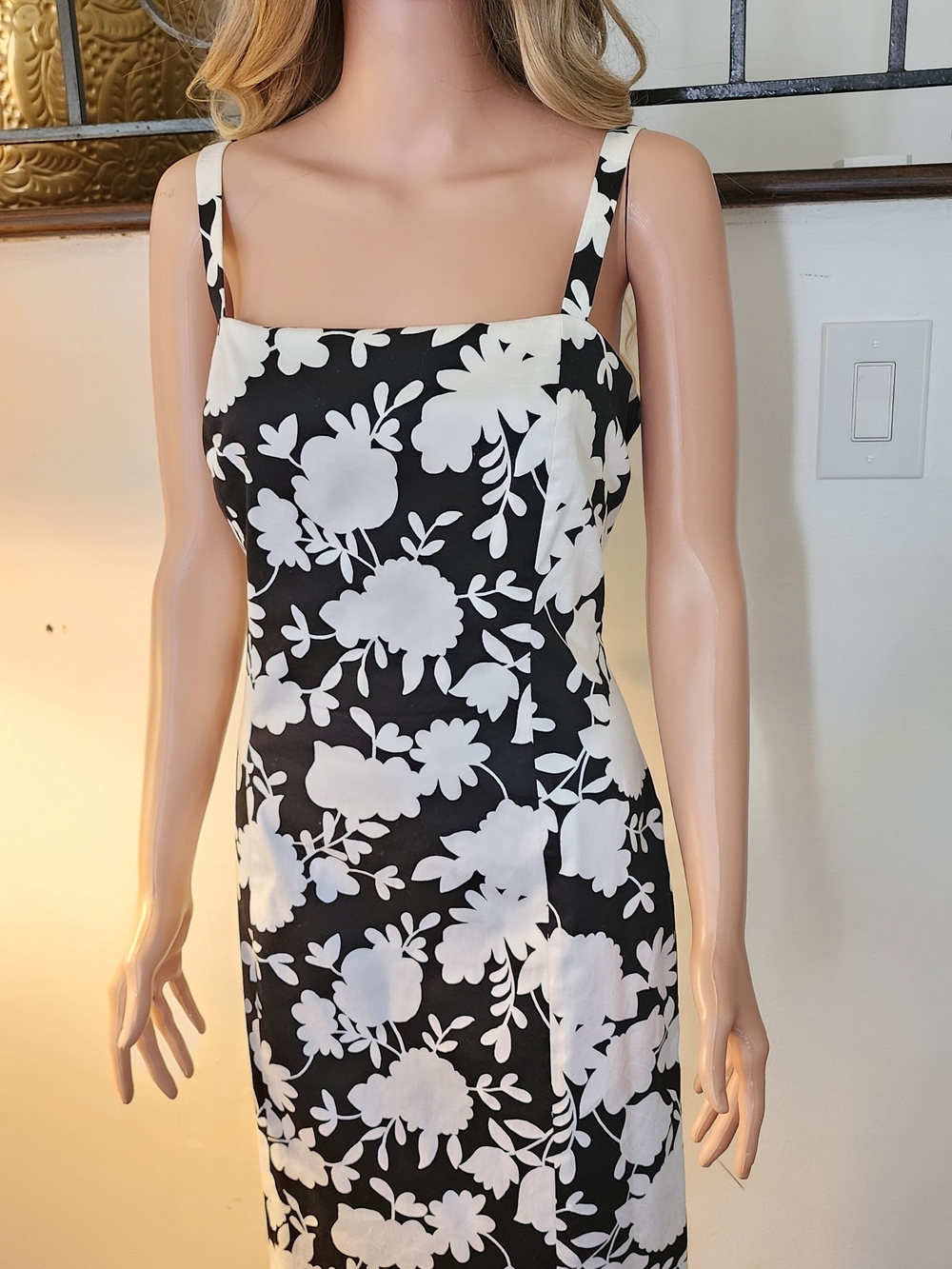 Black & White Floral Square-Neck Sheath Dress